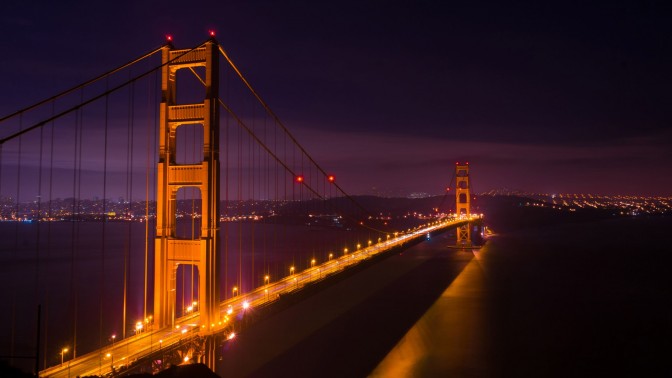 Golden gate bridge at night